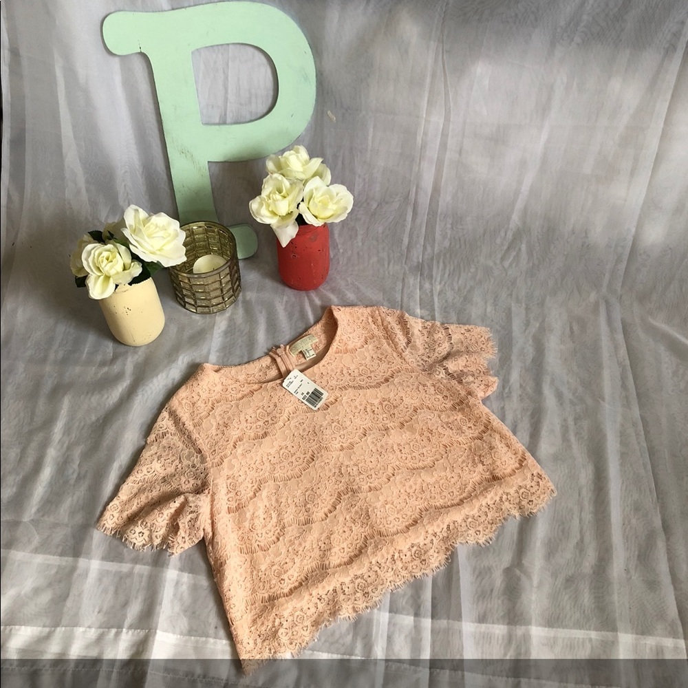 Lace crop top